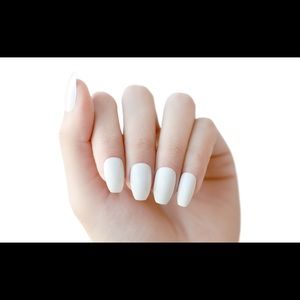 Brand new NEVER worn Marmalade ‘Blanca’ Nails